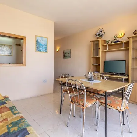 Lovely Seaview At Apartment